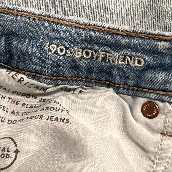 TRADE - Picture 9 of 16